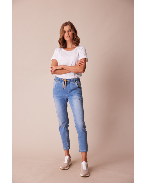 LANIA BOYFRIEND JEAN